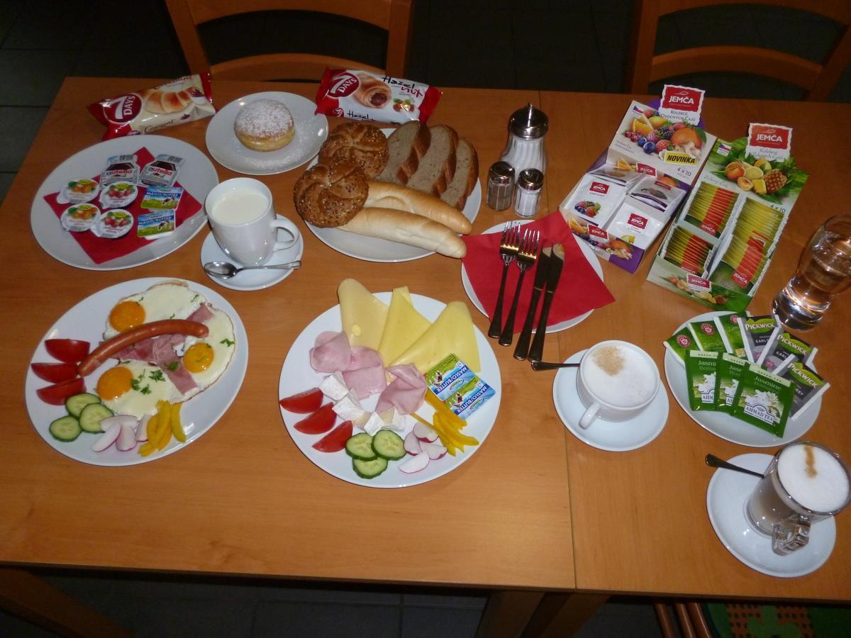Penzion Na Podlesí ve Zlaté Koruně Zlatá Koruna Extérieur photo