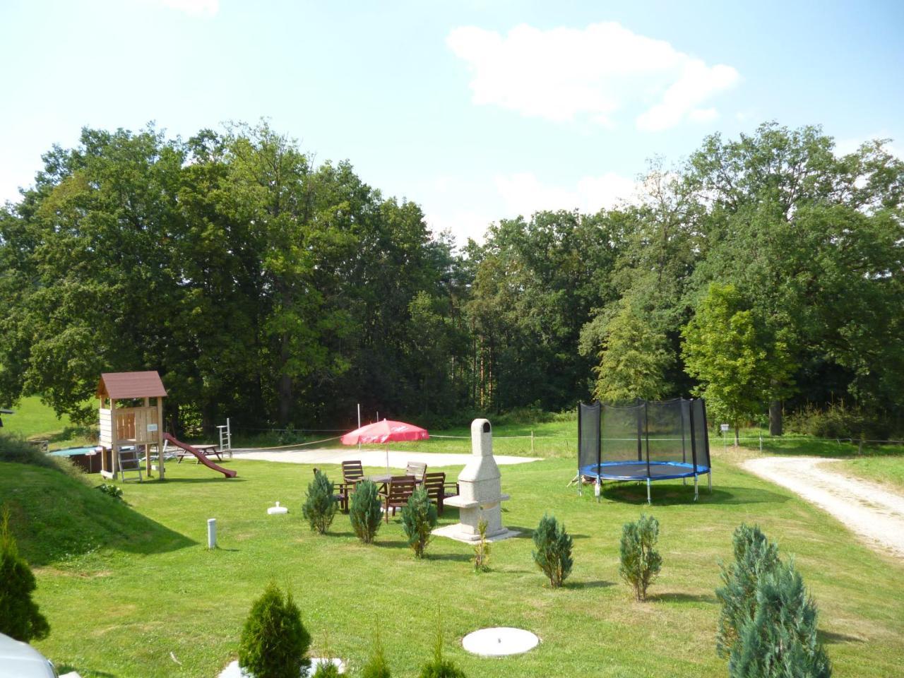 Penzion Na Podlesí ve Zlaté Koruně Zlatá Koruna Extérieur photo